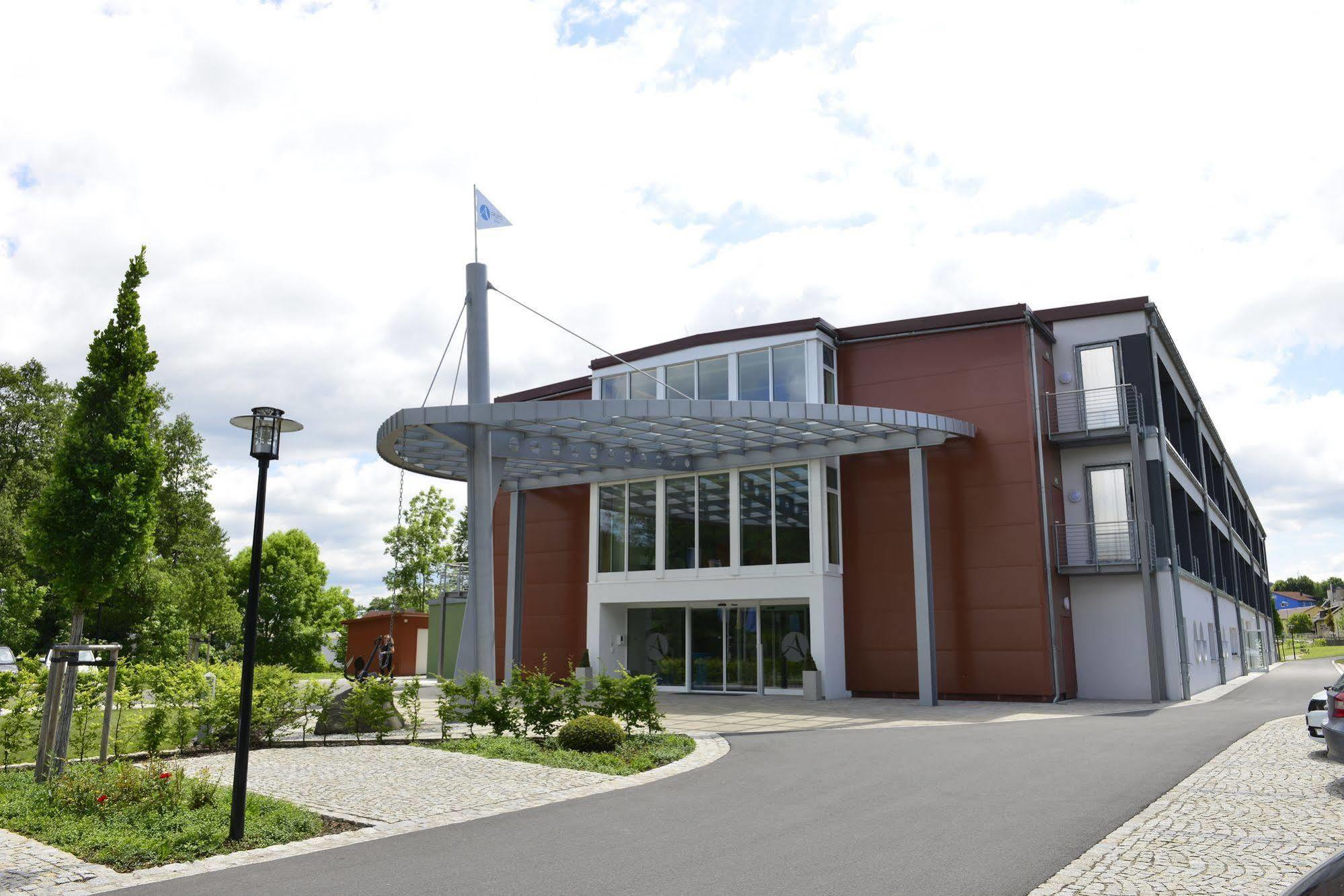 Aribo Hotel Erbendorf Esterno foto