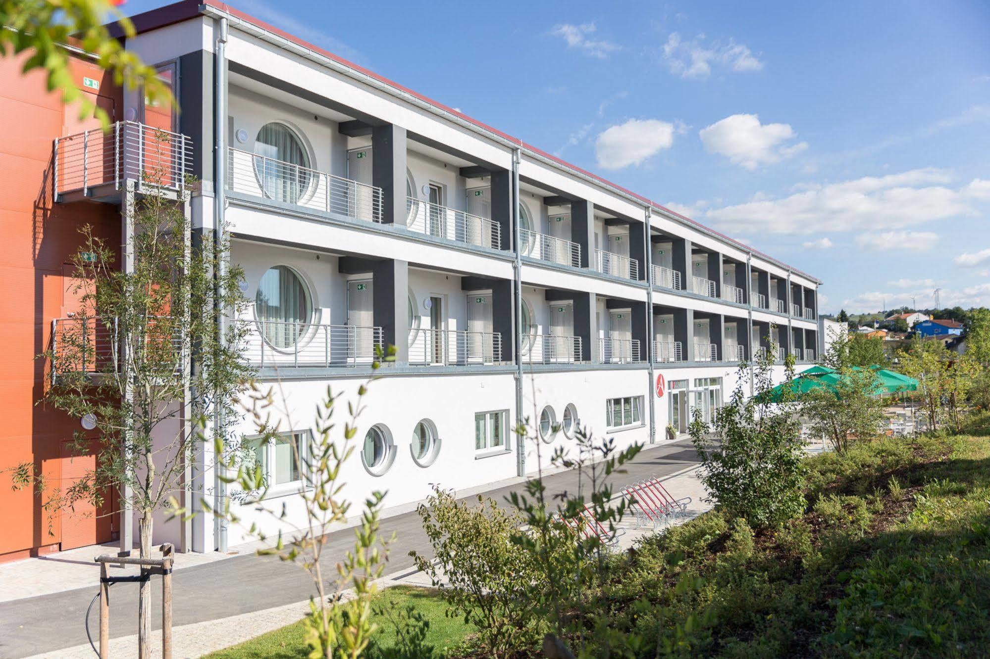 Aribo Hotel Erbendorf Esterno foto
