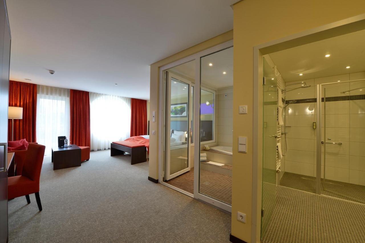 Aribo Hotel Erbendorf Esterno foto