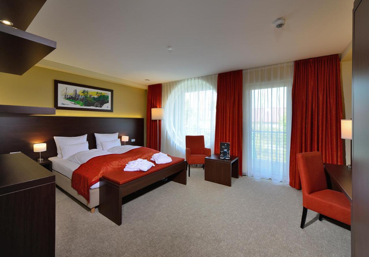 Aribo Hotel Erbendorf Esterno foto