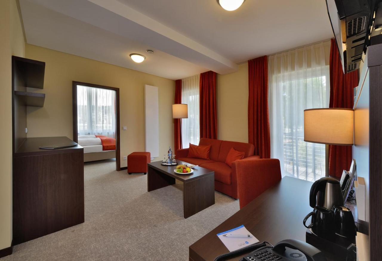 Aribo Hotel Erbendorf Esterno foto